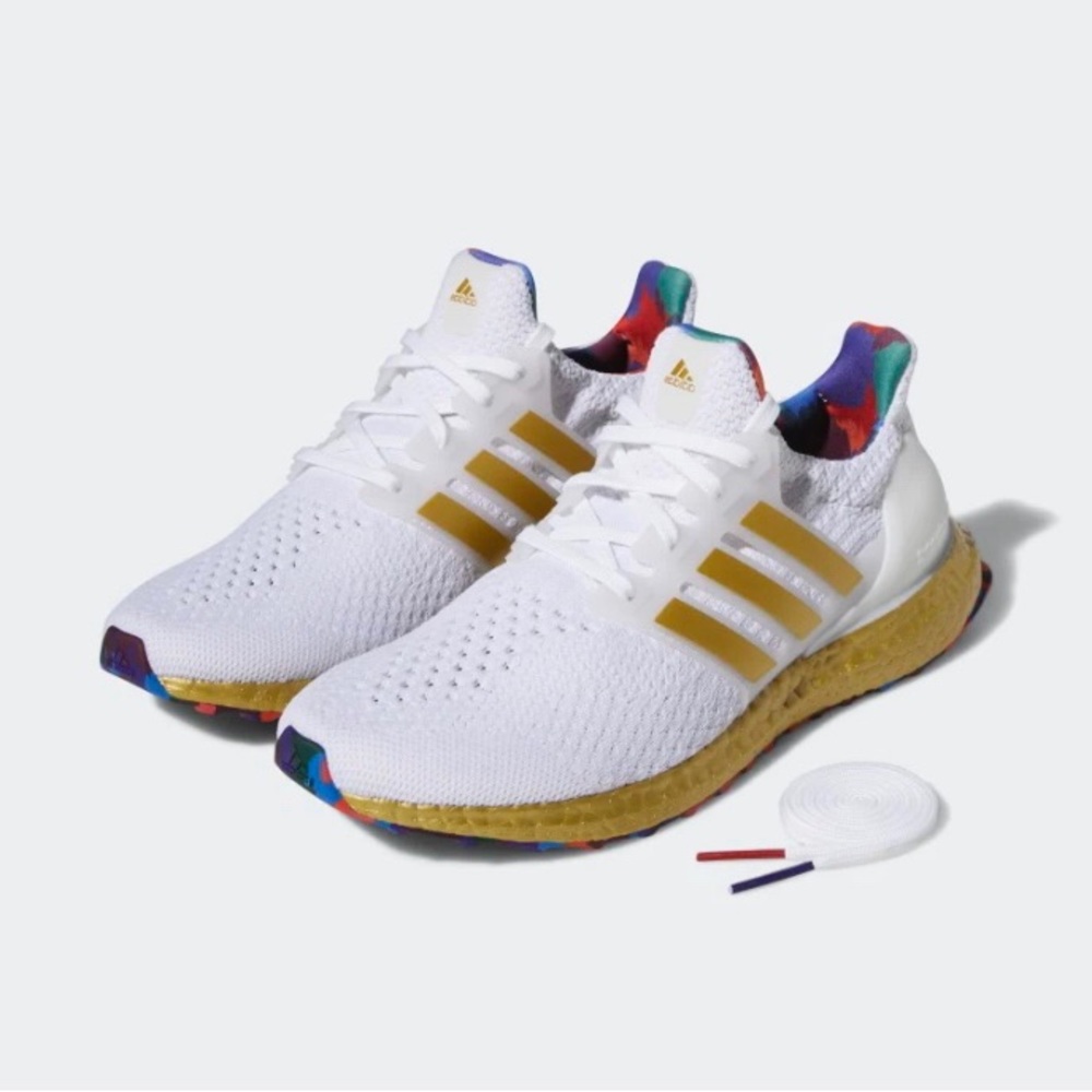 Adidas Ultraboost 5.0 DNA. Womens 11.5, Men’s 10.5 - Picture 8 of 13